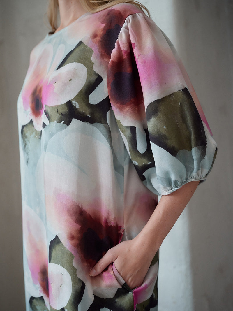 Pastel Floral aikuisten tunika