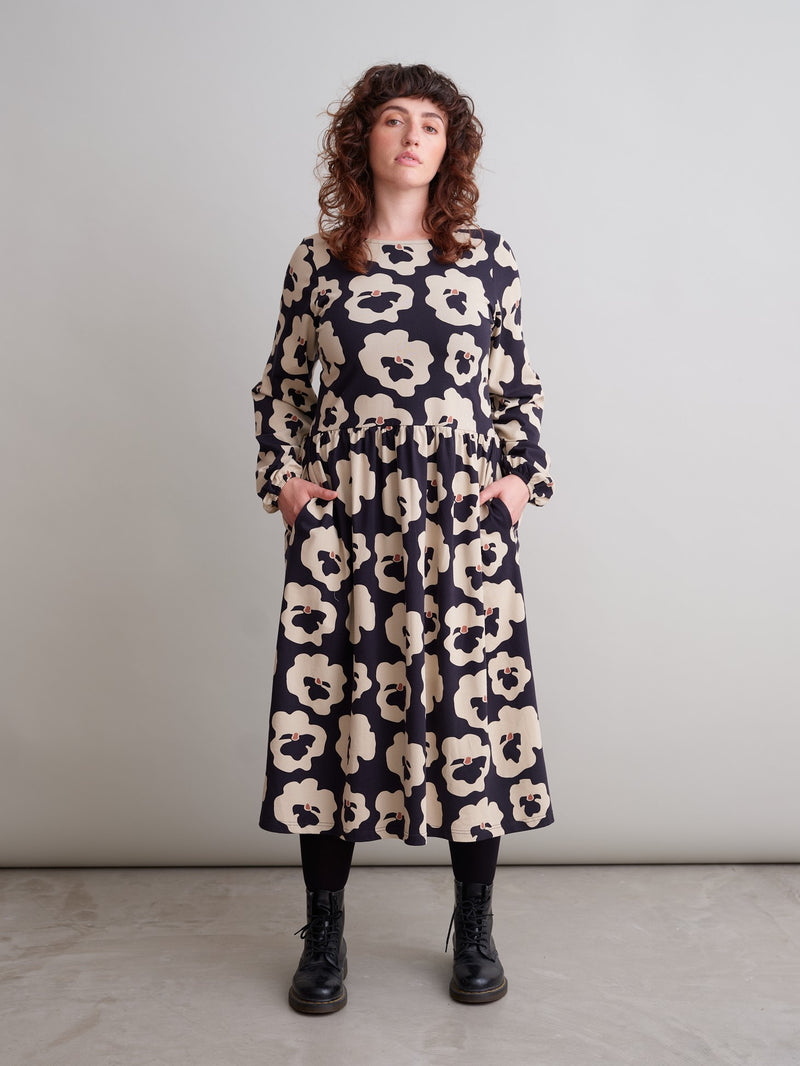 Autumn Viola aikuisten mekko
